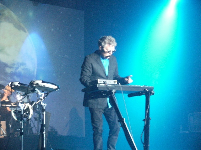 Tom Bailey (David Chiu)